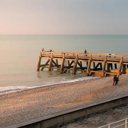 Res Normandie Les Roses For 4 People